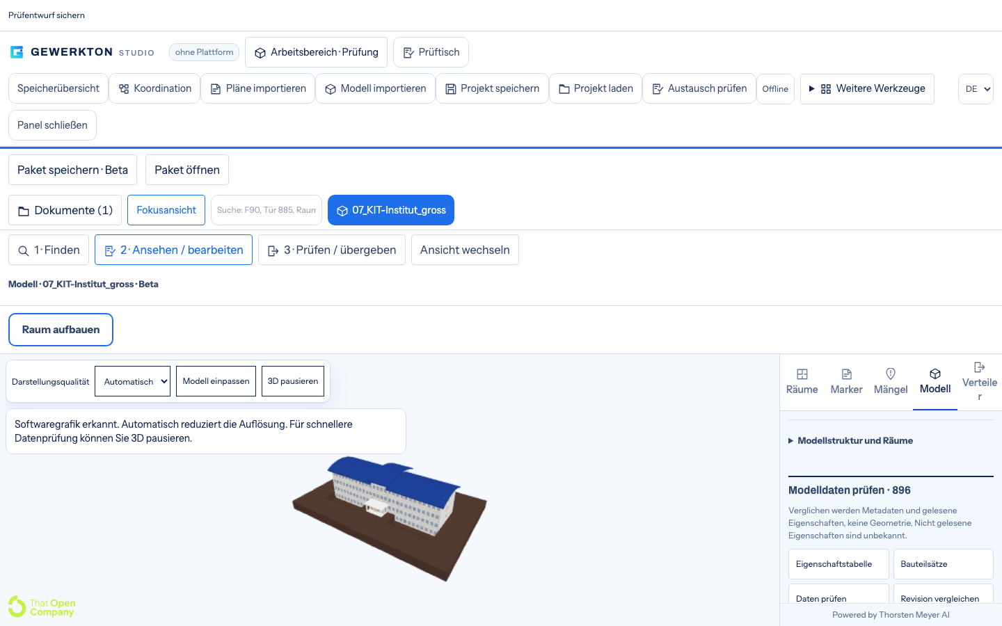 Gewerkton Studio mit dem IFC-Modell eines Bürogebäudes in 3D, Hinweis auf erkannte Softwaregrafik und rechts der Bereich Modelldaten prüfen mit Eigenschaftstabelle und Bauteilsätzen